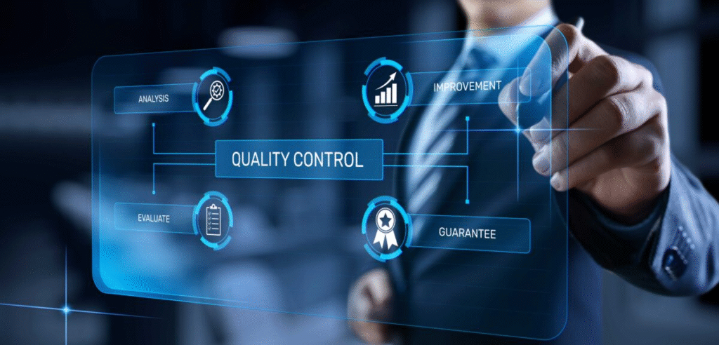 Satisfaction guarantee badge and certified expert.